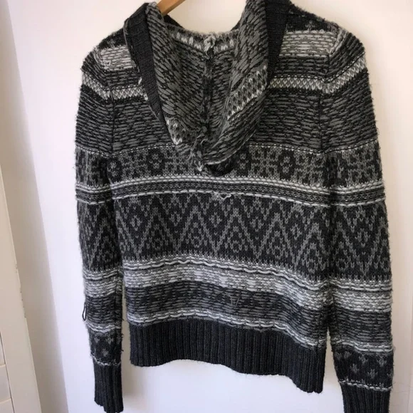 Caslon M Cardigan Knit Black White Grey Ornament